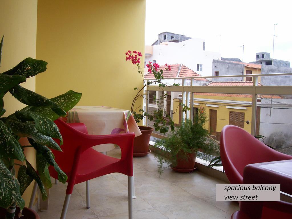 Residencial La Marea B&B Tarrafal Tarrafal  Extérieur photo