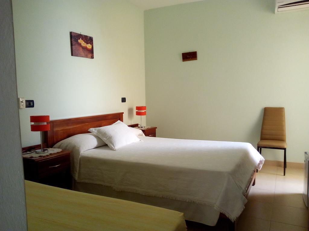 Residencial La Marea B&B Tarrafal Tarrafal  Extérieur photo